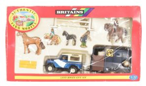 DIECAST - BRITAINS 1/32 SCALE DIECAST MODEL LAND ROVER GIFT SET