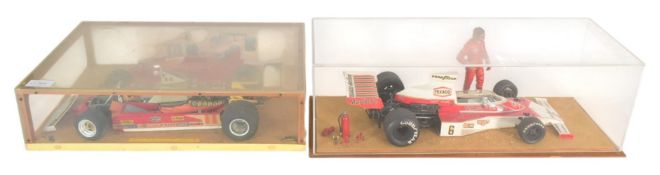 MODEL KITS - X2 PRE-ASSEMBLED FORMULA 1 RACING CAR MODELS