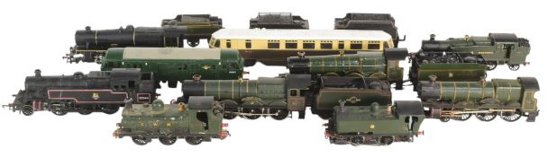 MODEL RAILWAY - COLLECTION OF OO GAUGE LOCOMOTIVES