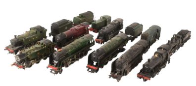 MODEL RAILWAY - COLLECTION OF ASSORTED OO GAUGE LOCOMOTIVES