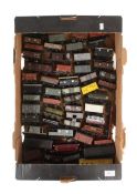 MODEL RAILWAY - ASSORTED OO GAUGE ROLLING STOCK