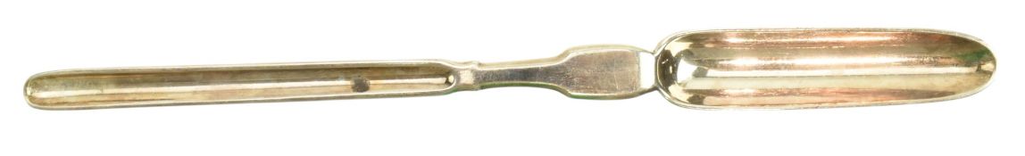 GEORGE III HALLMARKED SILVER DOUBLE ENDED REVERSIBLE MARROW SCOOP