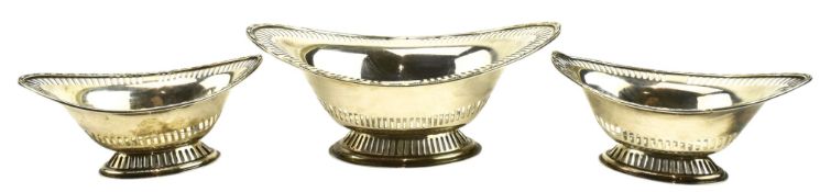 SET OF THREE 20TH CENTURY GEORGE V HALLMARKED SILVER BONBON DISHES