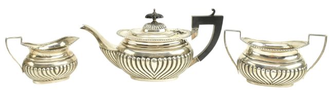 GEORGE V HALLMARKED SILVER & BAKELITE TEA SET