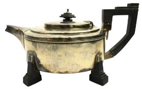 20TH CENTURY ART DECO STYLE HALLMARKED SILVER TEAPOT