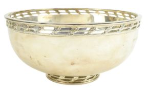 ELIZABETH II HALLMARKED SILVER BOWL BY MAPPIN & WEBB