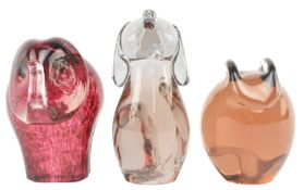 WEDGWOOD - THREE VINTAGE HEAVY GLASS PAPERWEIGHTS IN FORM OF ANIMALS