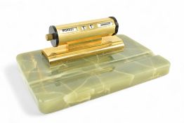 VINTAGE 20TH CENTURY HEAVY ONYX & BRASS PERPETUAL DESK TOP CALENDAR