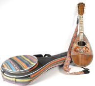 20TH CENTURY ITALIAN DOMENICO ZANONI MANDOLIN