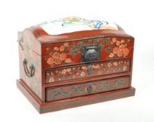 EARLY 20TH VINTAGE CENTURY CHINESE RED LACQUERED JEWELLERY BOX