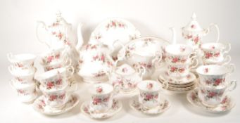 ROYAL ALBERT - LAVENDER ROSE - LATE 20TH CENTURY CHINA TEA SERVICE