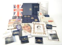 LARGE COLLECTION OF CONTEMPORARY COMMEMORATIVES