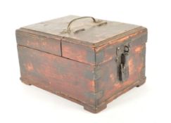 CHINESE 1920S VINTAGE WOODEN JEWELLERY BOX