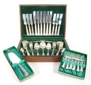 20TH CENTURY SILVER PLATED SHEFFIELD CANTEEN OF CUTLERY