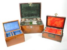 THREE 19TH / EARLY 20TH CENTURY WOODEN LIDDED JEWELLERY BOXES