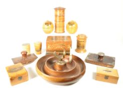 COLLECTION OF 19TH / 20TH CENTURY WOODEN BOXES AND TREENWARE