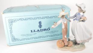 LLADRO - LATE 20TH CENTURY PORCELAIN FIGURE 'SCARECROW AND THE LADY'