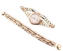 A GOLD CASED AVIA WRISTWATCH WITH SPARE 9CT BRACELT STRAP