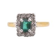 HALLMARKED 18CT GOLD EMERALD & DIAMOND RING