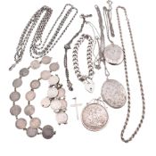 A COLLECTION OF SILVER & WHITE METAL JEWELLERY