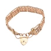 HALLMARKED 9CT GOLD GATE LINK BRACELET & HEART PADLOCK