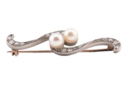 EARLY 20TH CENTURY PEARL & DIAMOND BROOCH PIN