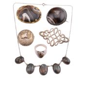 COLLECTION OF SILVER JEWELLERY