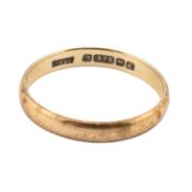HALLMARKED 9CT GOLD BAND RING