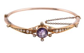 EDWARDIAN 9CT GOLD AMETHYST & PEARL HINGED BANGLE