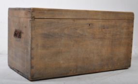 18TH CENTURY PINE BLANKET BOX