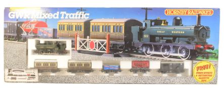 MODEL RAILWAY - HORNBY OO GAUGE GWR MIXED TRAFFIC TRAINSET
