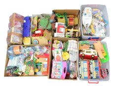 PLAYMOBIL - LARGE COLLECTION OF ASSORTED PLAYMOBIL