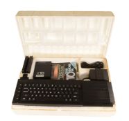 RETRO COMPUTING - VINTAGE SINCLAIR QL HOME COMPUTER
