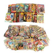 COMICS - LARGE COLLECTION OF VINTAGE ANNUALS & COMIC BOOKS