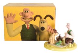 WALLACE & GROMIT - COALPORT CHARACTERS - 'PICNIC ON THE MOON'
