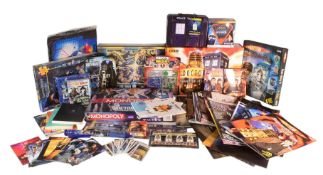 DR WHO - COLLECTION OF MEMORABILIA & GAMES