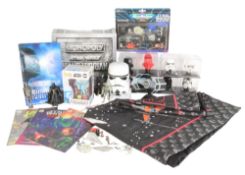 STAR WARS - COLLECTION OF ASSORTED STAR WARS TOYS