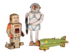 TINPLATE TOYS - COLLECTION OF VINTAGE TINPLATE ROBOTS
