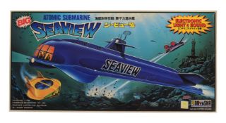 MODEL KITS - A VINTAGE 1960S DOYUSHA JAPAN ATOMIC SUBMARINE 'SEAVIEW'