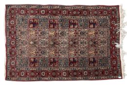 20TH CENTURY PERSIAN BAKHTIARI HAND WOVEN WOOL CARPET RUG