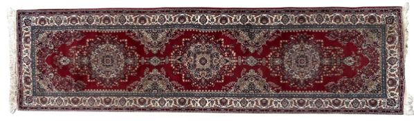 20TH CENTURY PERSIAN SAROUK SILK & WOOL FLOOR RUNNER RUG