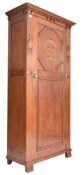 ATTRIBUTED TO SHAPLAND & PETTER - ARTS & CRAFTS OAK WARDROBE