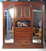 VICTORIAN 19TH CENTURY WALNUT TRIPLE WARDROBE COMPACTUM