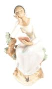 LLADRO - NAO - LATE 20TH CENTURY PORCELAIN GRIS FIGURE OF LADY