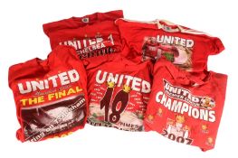 MANCHESTER UNITED - COLLECTION OF 2000S NOVELTY UTD FOOTBALL FAN TSHIRTS