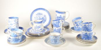 LATE 18TH / EARLY 19TH CENTURY CHINA BLUE AND WHITE TEA SERVICE PIECES