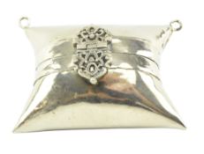 A 20TH CENTURY WHITE METAL PILLOW PURSE WITH VELVET LINING