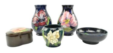 FIVE MOORCROFT MINIATURE TUBELINED POTTERY VASES & MORE