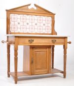 VICTORIAN 19TH CENTURY MARBLE TOPPED OAK WASHSTAND