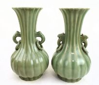 PAIR OF LONGGUAN CELADON FLUTED VASE 龙泉青釉百條双耳瓶